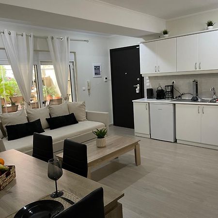 Triptolemus Stay Inn Елефсіна Екстер'єр фото
